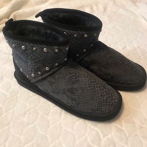 Victoria secret pink ankle boots size 9/10